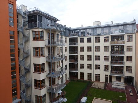 k-p1000714_450